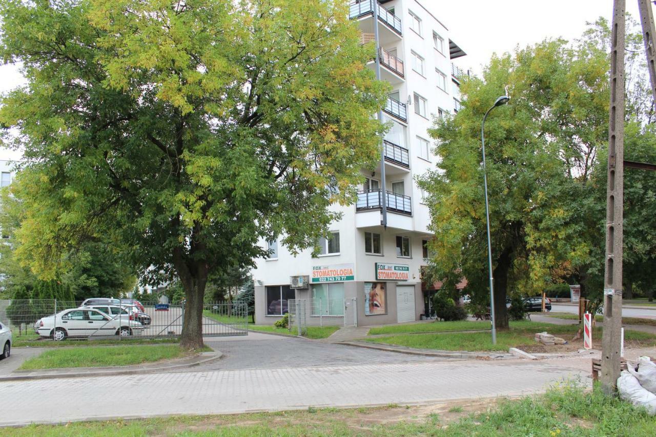 Apartament 69 Metro Apartment Warsaw Exterior photo